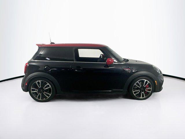 used 2022 MINI Hardtop car, priced at $28,274