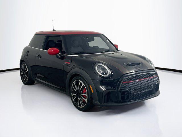 used 2022 MINI Hardtop car, priced at $28,274