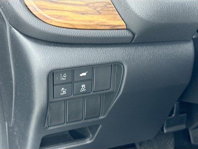 used 2021 Honda CR-V car, priced at $25,880