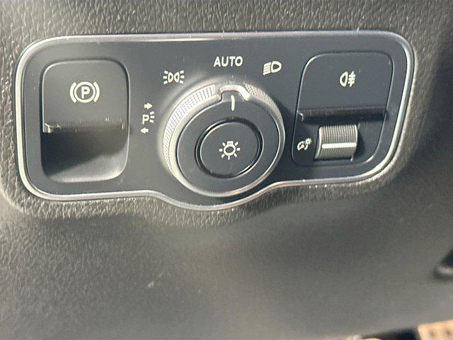 used 2021 Mercedes-Benz GLB 250 car, priced at $29,543