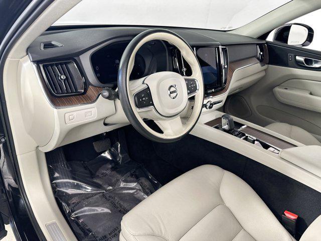 used 2022 Volvo XC60 car, priced at $31,907