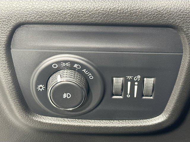 used 2022 Jeep Grand Cherokee car, priced at $35,827