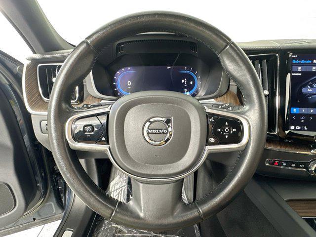 used 2022 Volvo XC60 car, priced at $31,257