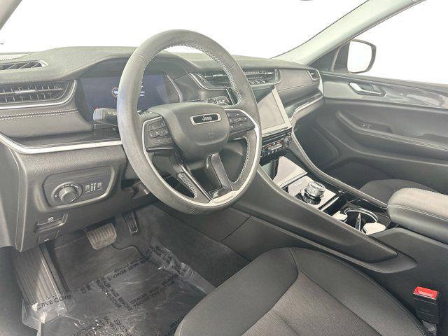 used 2023 Jeep Grand Cherokee car, priced at $28,995