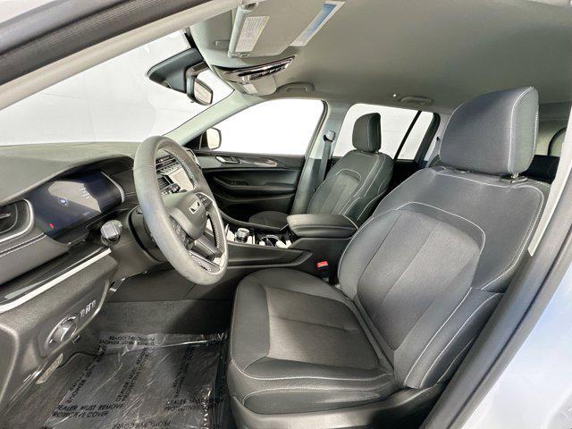 used 2023 Jeep Grand Cherokee car, priced at $28,995