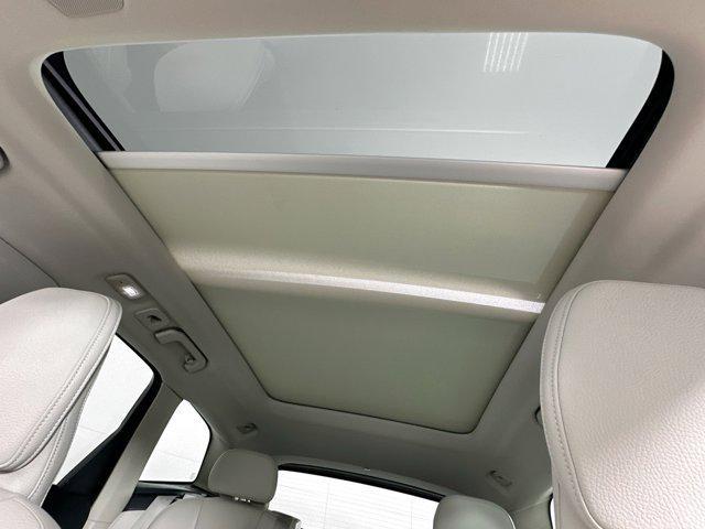 used 2022 Volvo XC60 car, priced at $33,238
