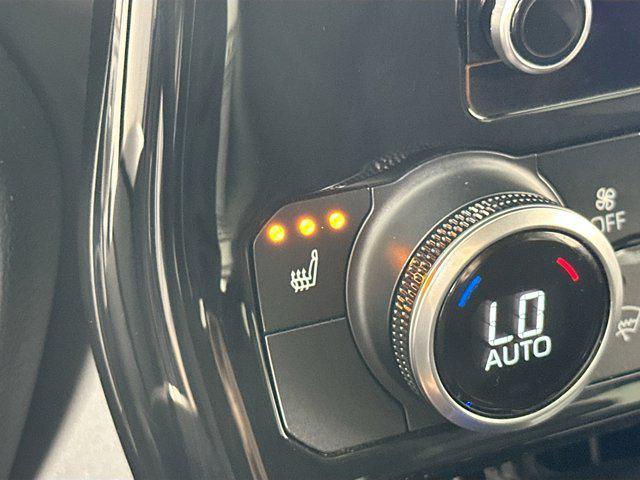 used 2024 Toyota Highlander car, priced at $39,995