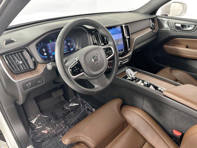 used 2022 Volvo XC60 car, priced at $30,175