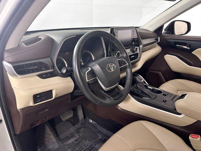 used 2022 Toyota Highlander Hybrid car, priced at $39,995
