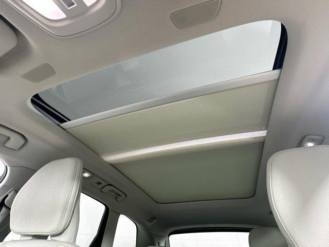 used 2022 Volvo XC60 car, priced at $33,515