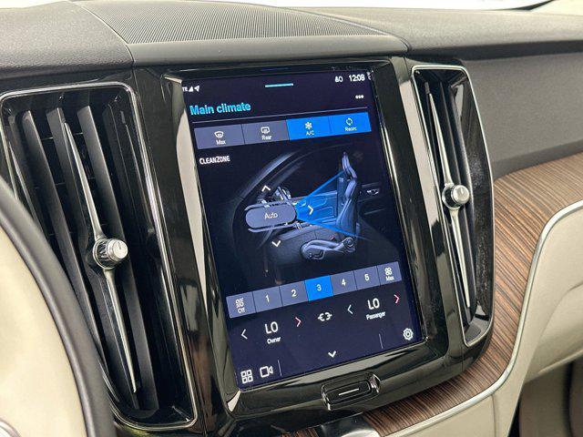 used 2022 Volvo XC60 car, priced at $33,515
