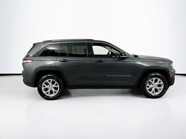 used 2022 Jeep Grand Cherokee car, priced at $27,748