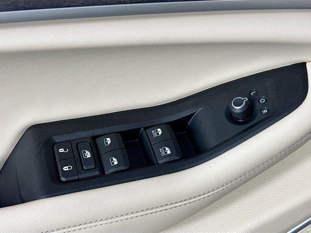 used 2022 Jeep Grand Cherokee L car, priced at $30,571
