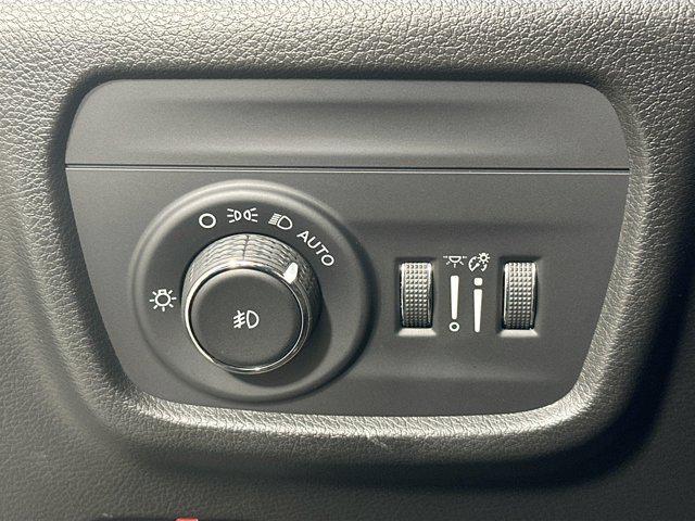 used 2022 Jeep Grand Cherokee car, priced at $34,662