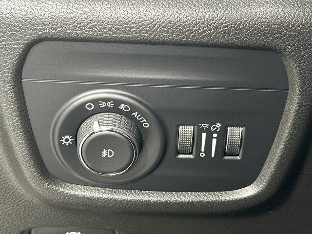 used 2023 Jeep Grand Cherokee car, priced at $33,655