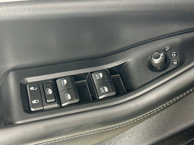 used 2023 Jeep Grand Cherokee car, priced at $33,655