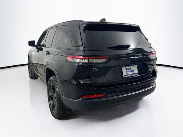 used 2023 Jeep Grand Cherokee car, priced at $33,655