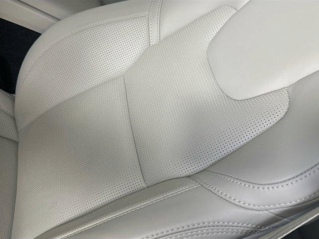 used 2022 Volvo XC60 car, priced at $38,638