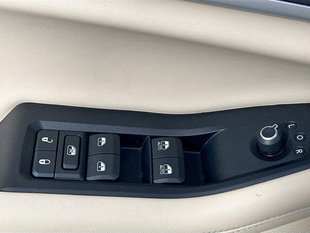 used 2022 Jeep Grand Cherokee L car, priced at $33,349