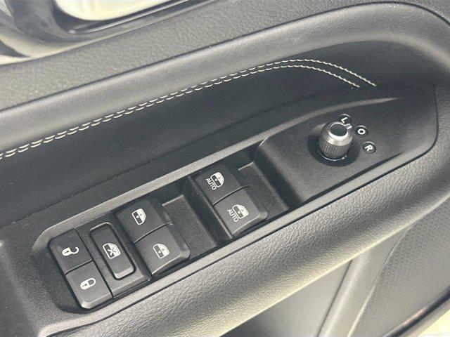 used 2022 Jeep Compass car, priced at $21,016