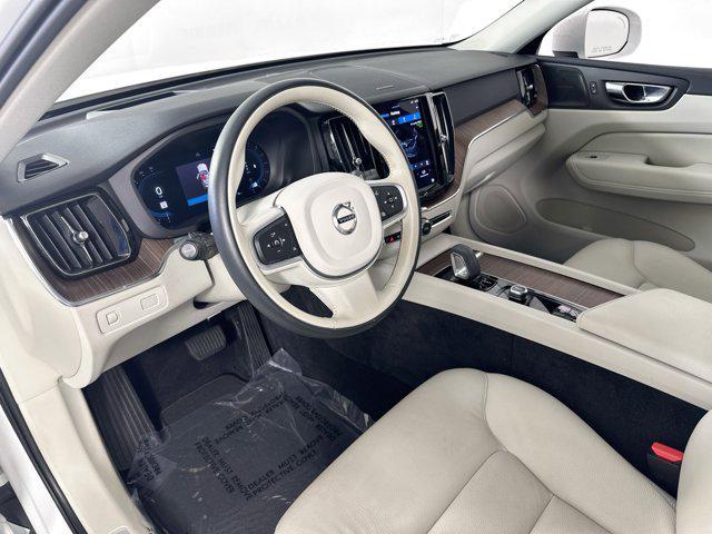 used 2022 Volvo XC60 car, priced at $33,138