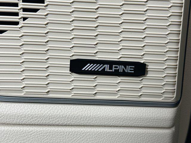 used 2022 Jeep Grand Cherokee car, priced at $29,291