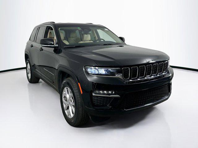 used 2022 Jeep Grand Cherokee car, priced at $29,291