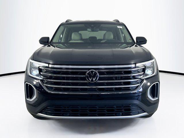 used 2025 Volkswagen Atlas car, priced at $38,995