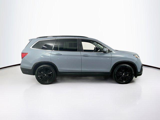 used 2022 Honda Pilot car, priced at $28,995