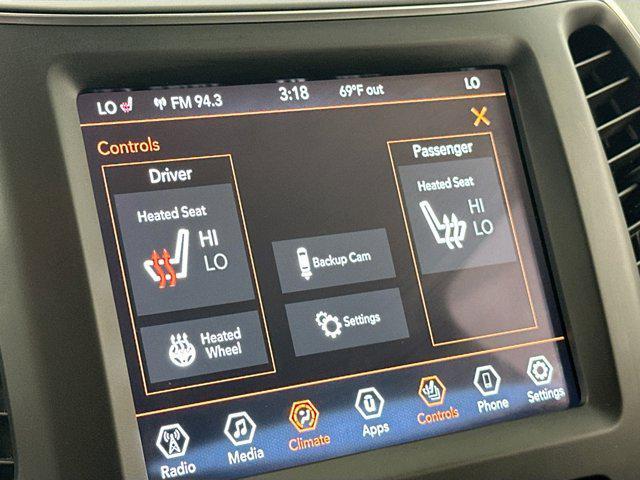 used 2022 Jeep Cherokee car, priced at $22,084