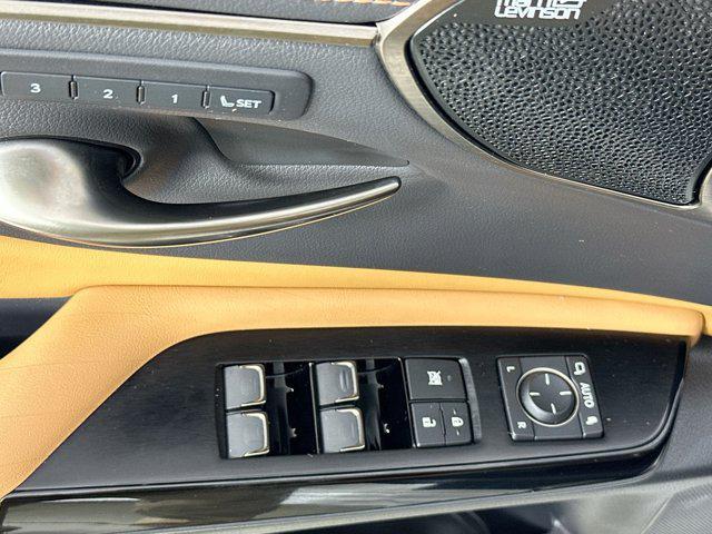used 2022 Lexus ES 350 car, priced at $43,955