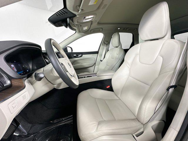 used 2022 Volvo XC60 car, priced at $31,098