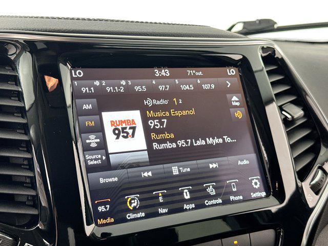 used 2022 Jeep Cherokee car, priced at $26,735