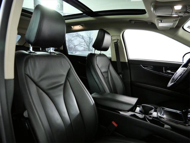 used 2023 Lincoln Nautilus car, priced at $38,999