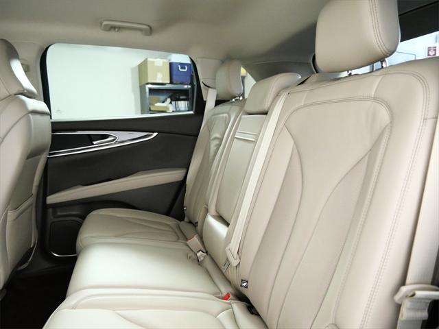 used 2021 Lincoln Nautilus car, priced at $25,999