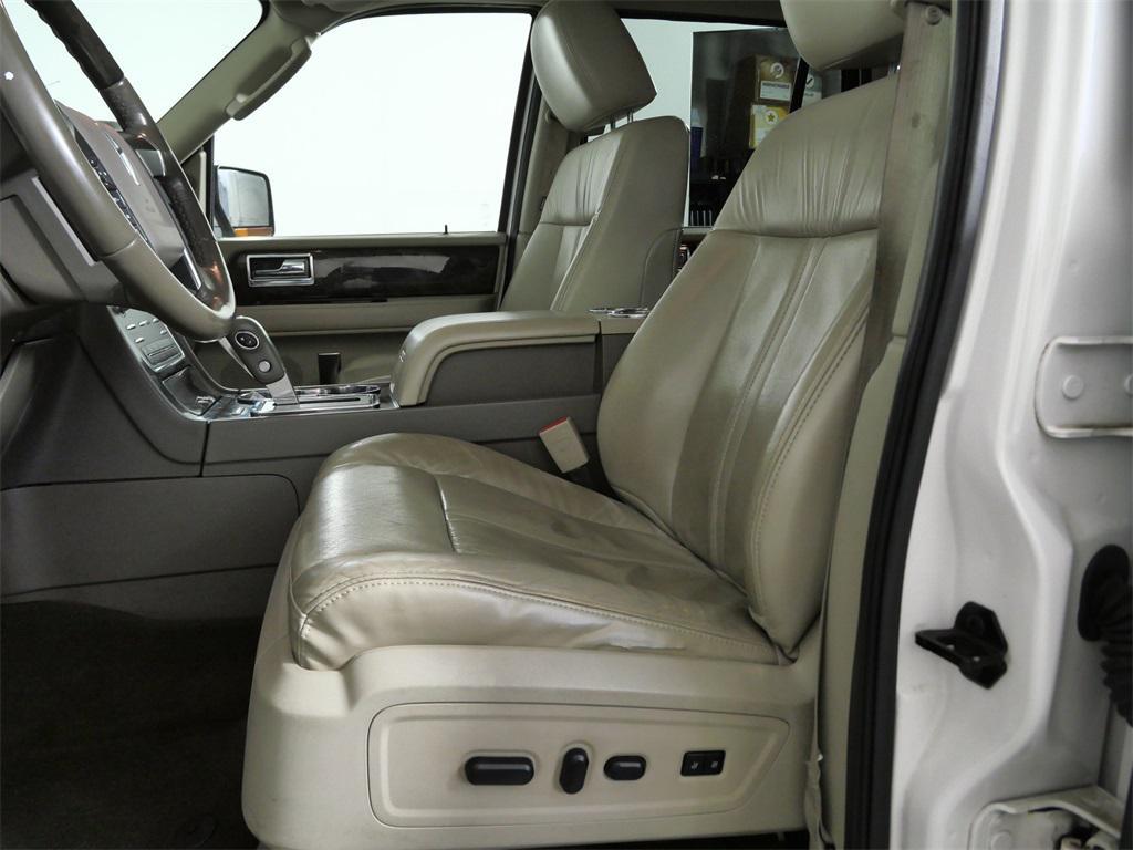 used 2015 Lincoln Navigator car, priced at $8,888