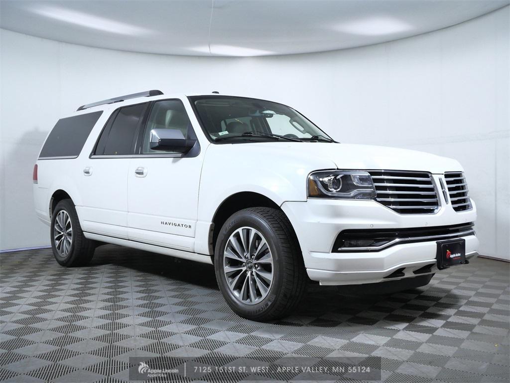 used 2015 Lincoln Navigator car, priced at $8,888