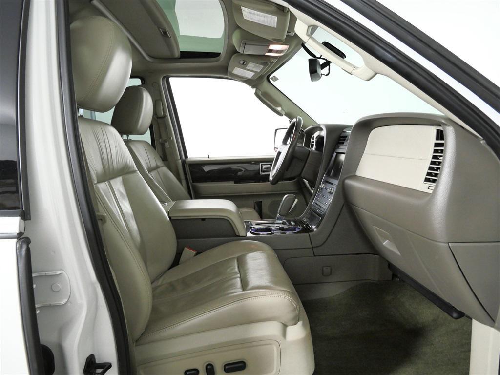 used 2015 Lincoln Navigator car, priced at $8,888