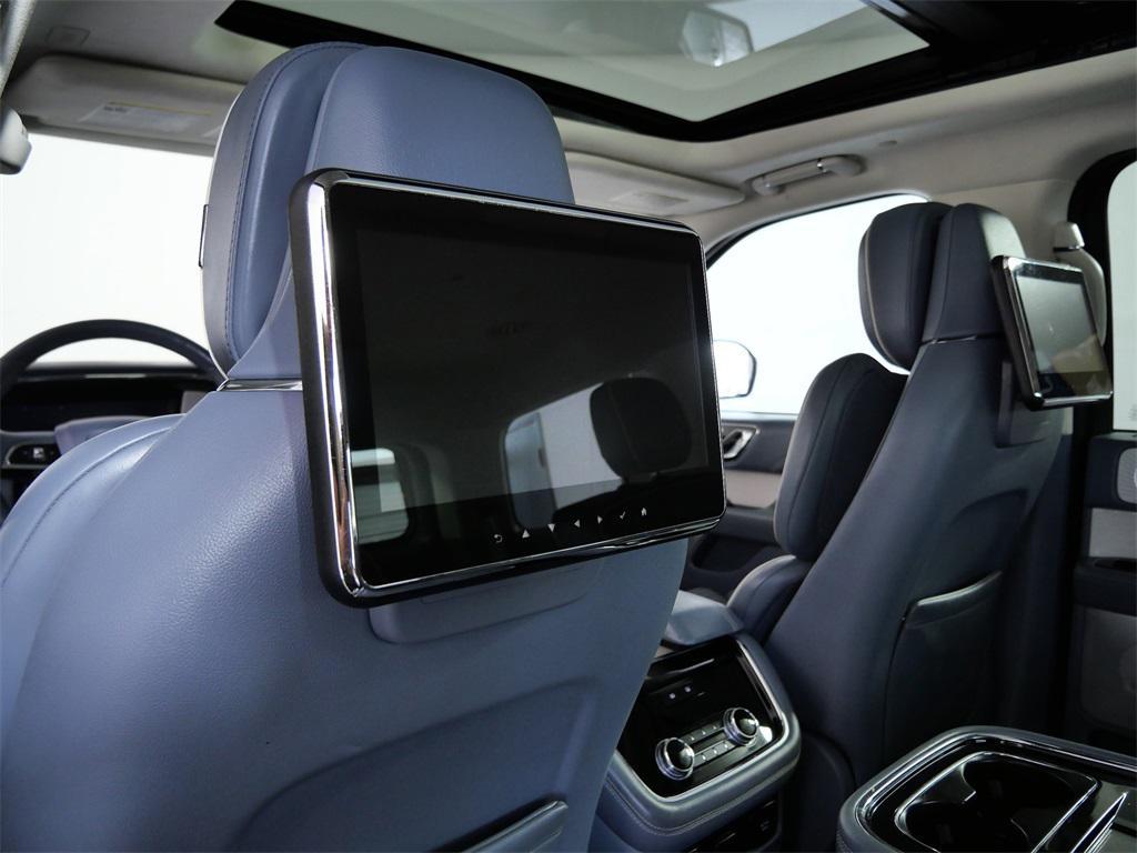 used 2019 Lincoln Navigator car, priced at $43,650