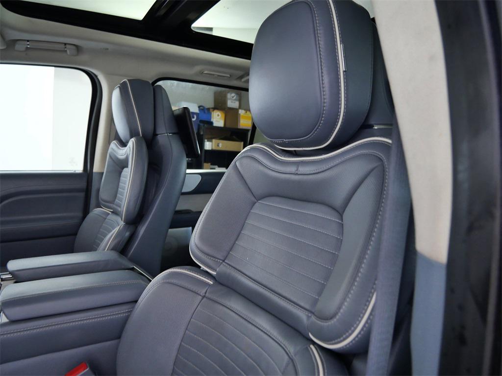 used 2019 Lincoln Navigator car, priced at $43,650