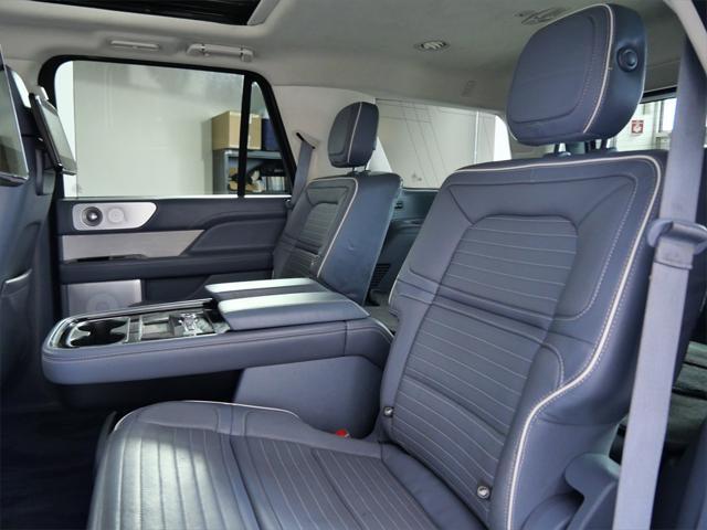used 2019 Lincoln Navigator car, priced at $44,199