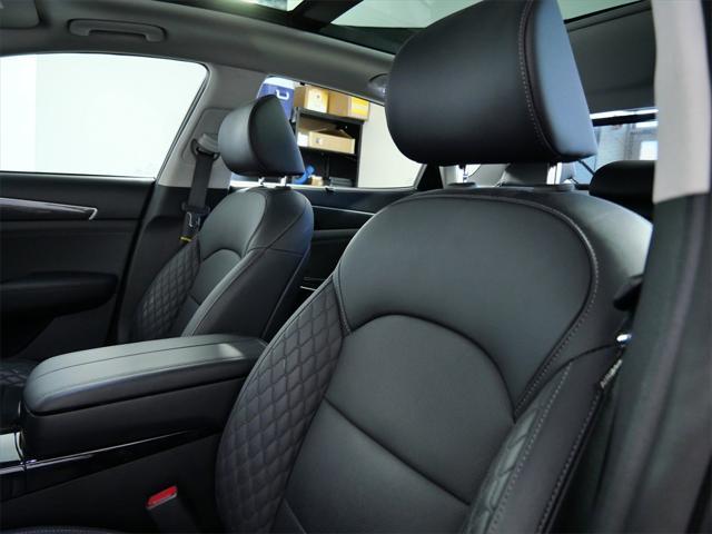 used 2019 Kia Cadenza car, priced at $25,990