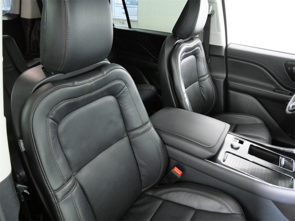 used 2025 Lincoln Aviator car, priced at $64,499
