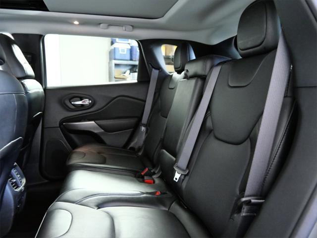 used 2022 Jeep Cherokee car, priced at $25,999