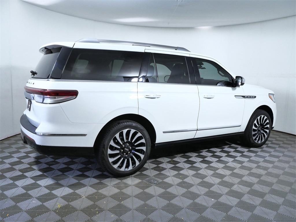 used 2024 Lincoln Navigator car, priced at $82,999