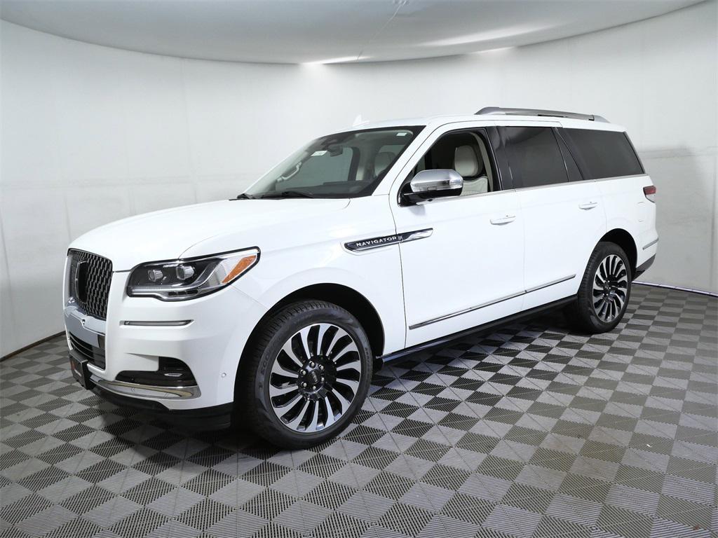 used 2024 Lincoln Navigator car, priced at $82,999