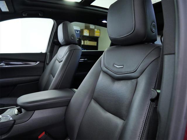 used 2021 Cadillac XT5 car, priced at $29,000