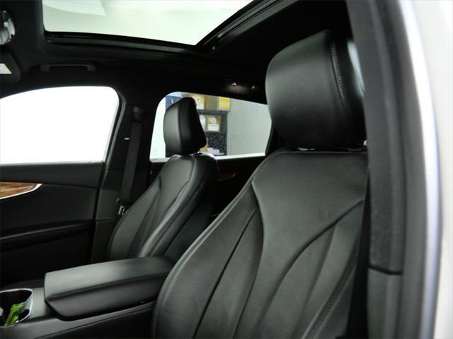 used 2020 Lincoln Nautilus car, priced at $28,499