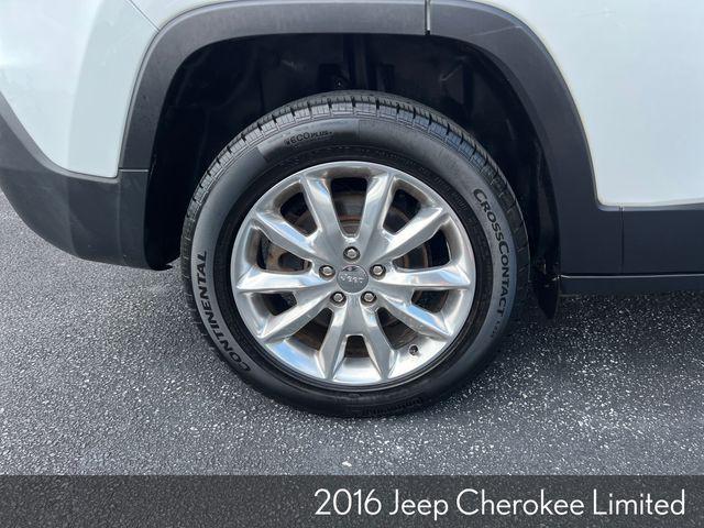 used 2016 Jeep Cherokee car, priced at $13,800