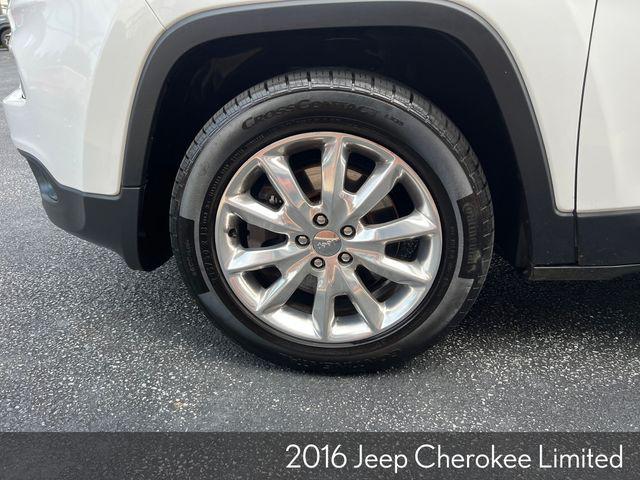 used 2016 Jeep Cherokee car, priced at $13,800